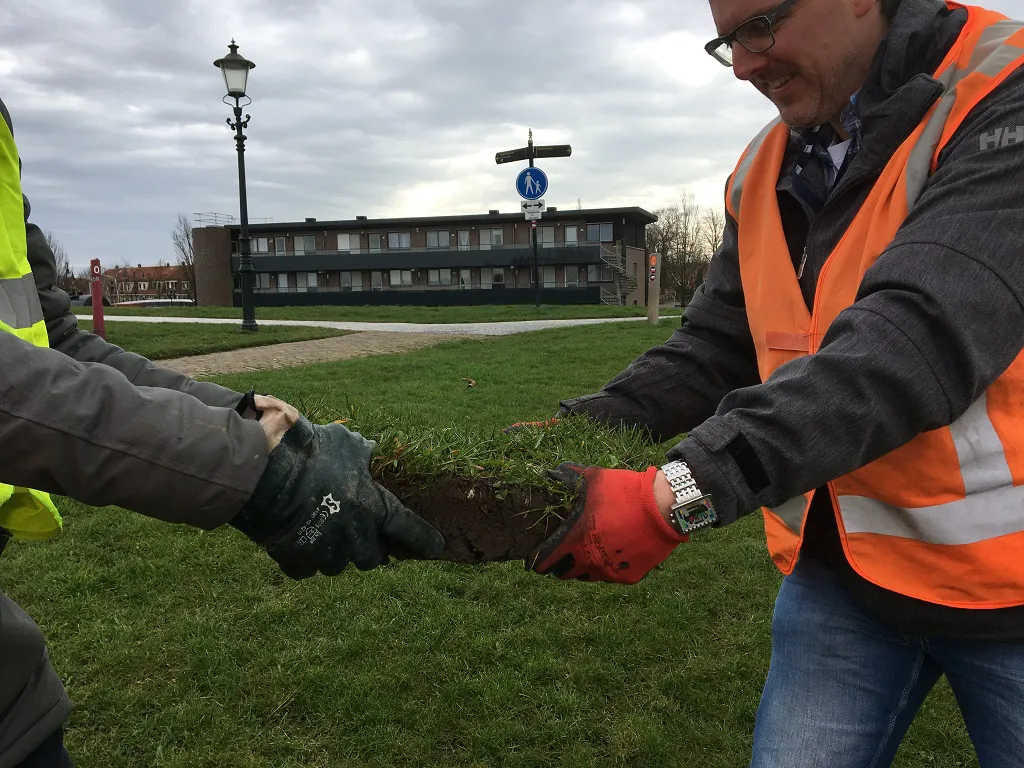 Stap 6 Trekken aan de plag om sterkte te bepalen